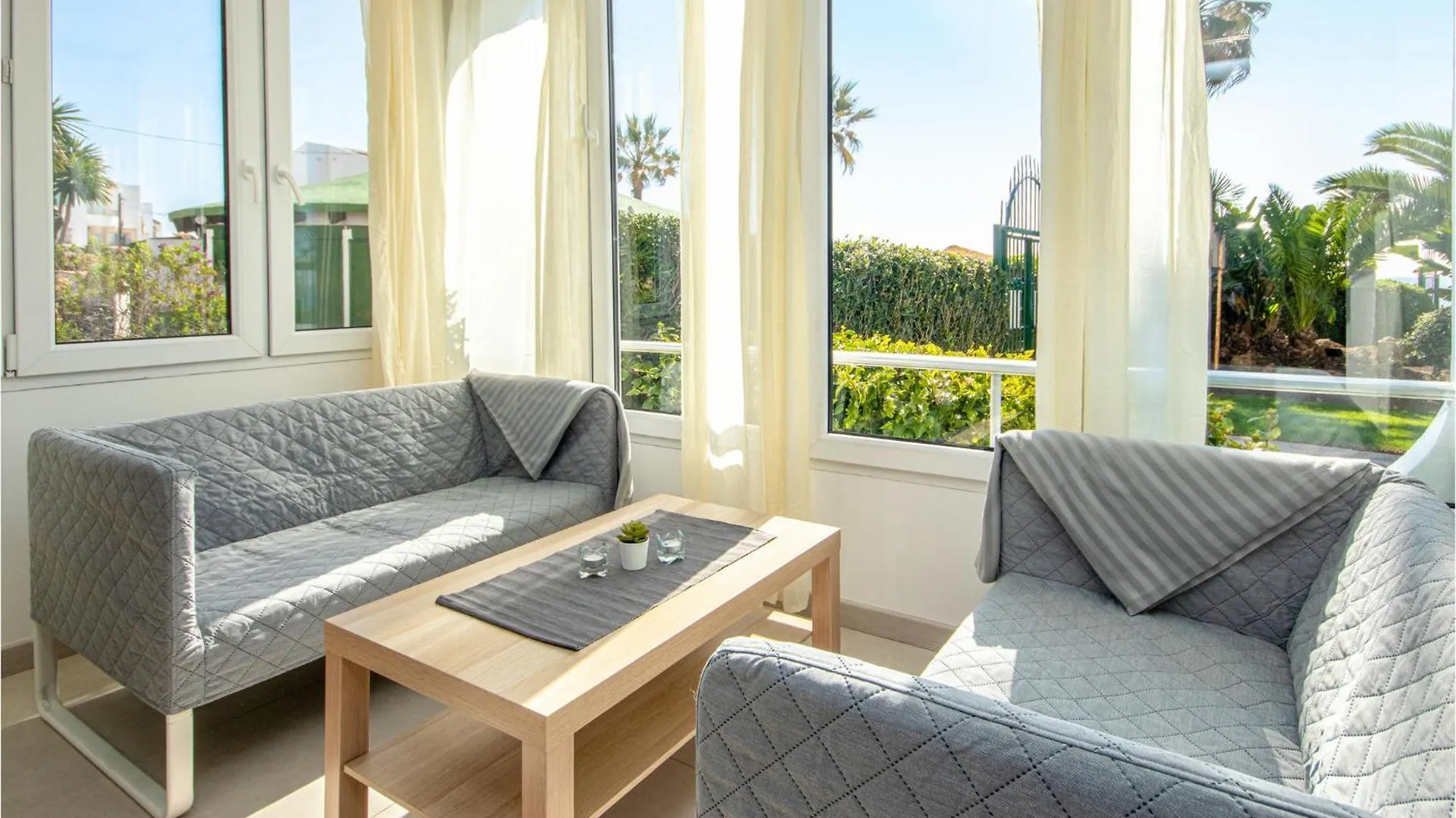 Awesome Apartment In Riviera Del Sol With Kitchen Sitio de Calahonda